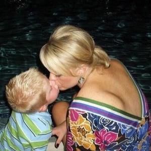 Meet your Posher, Lorie-ann